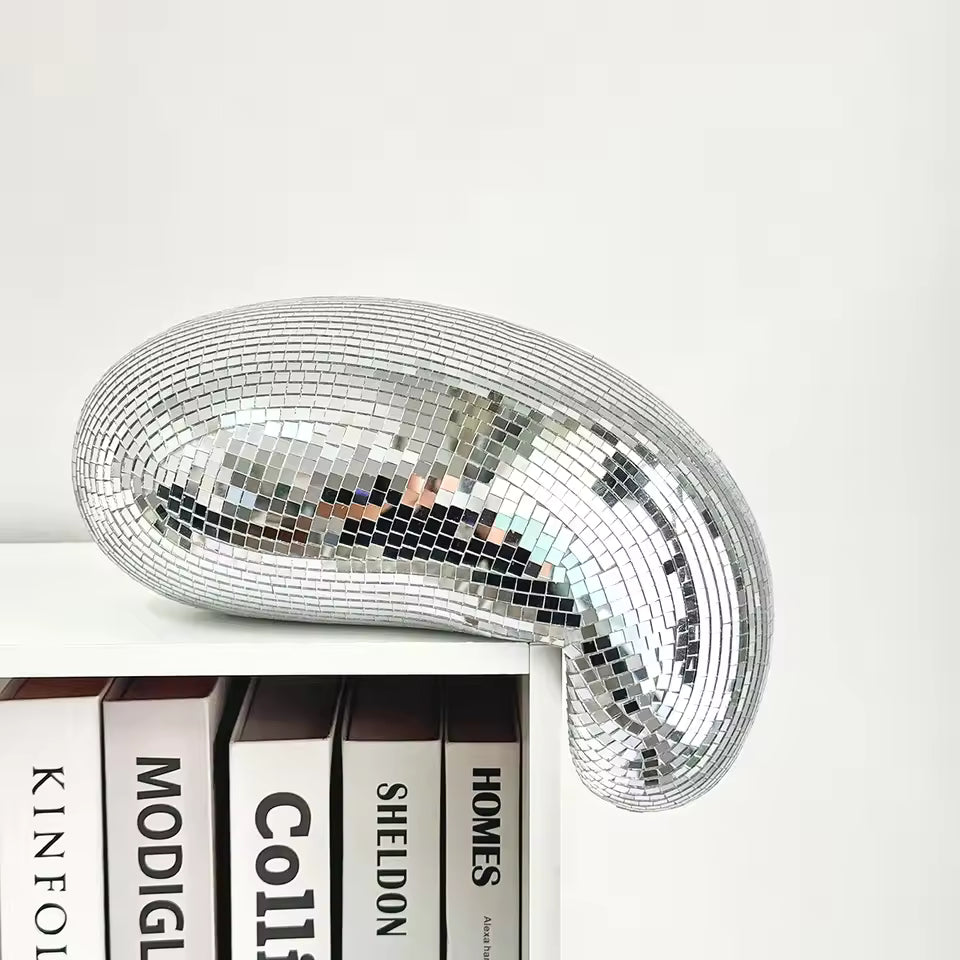 Orb – Miroir à facettes sculptural